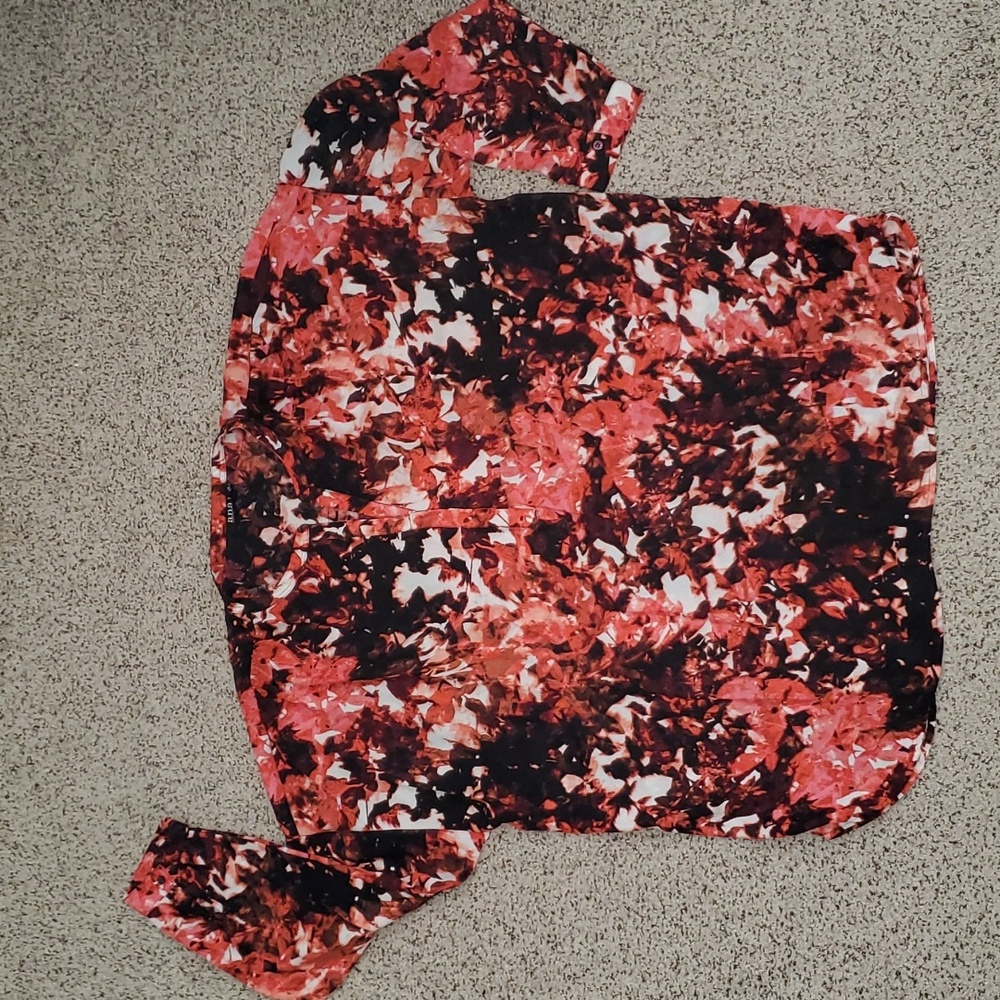 💥 3/$30 NWOT a.n.a Flattering Multi-Color Floral Blouse Top